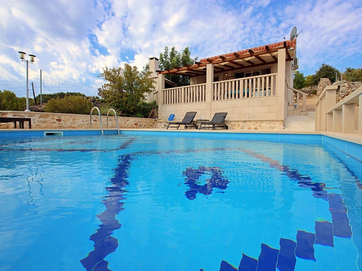 Holiday Home Villa Tonka By Interhome Sutivan Exterior foto